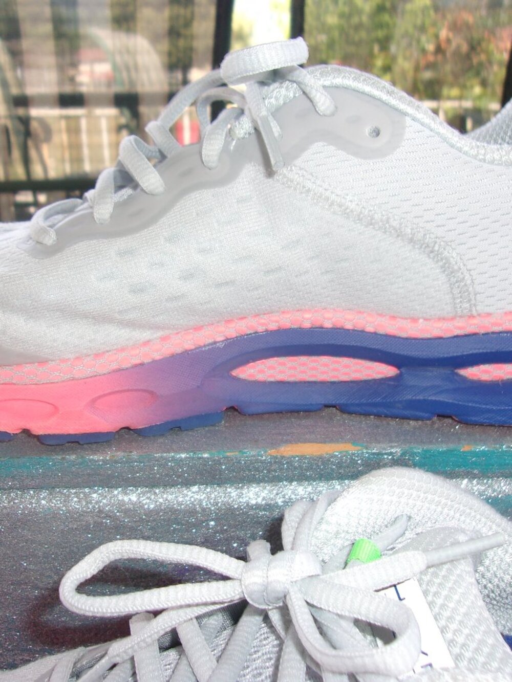 S-242 WOMENS UNDER ARMOUR HOVR-INFINITE 3 SNEAKERS - Picture 10 of 12